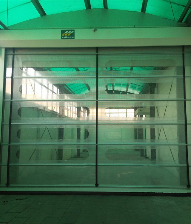 機(jī)庫(kù)堆積門